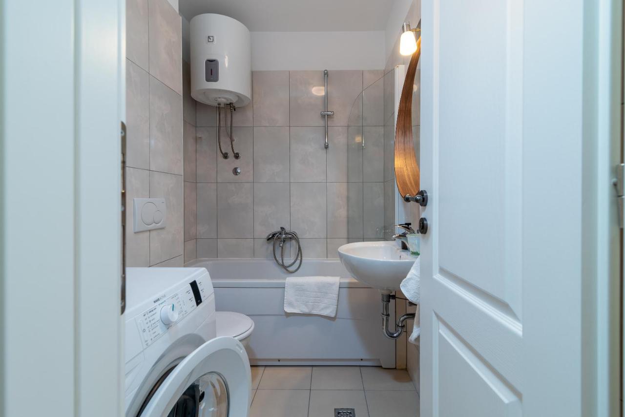 Apartments Liam Трогир Экстерьер фото